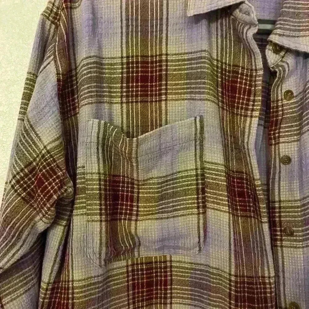 Forever 21 flannel top cropped - Picture 2 of 7